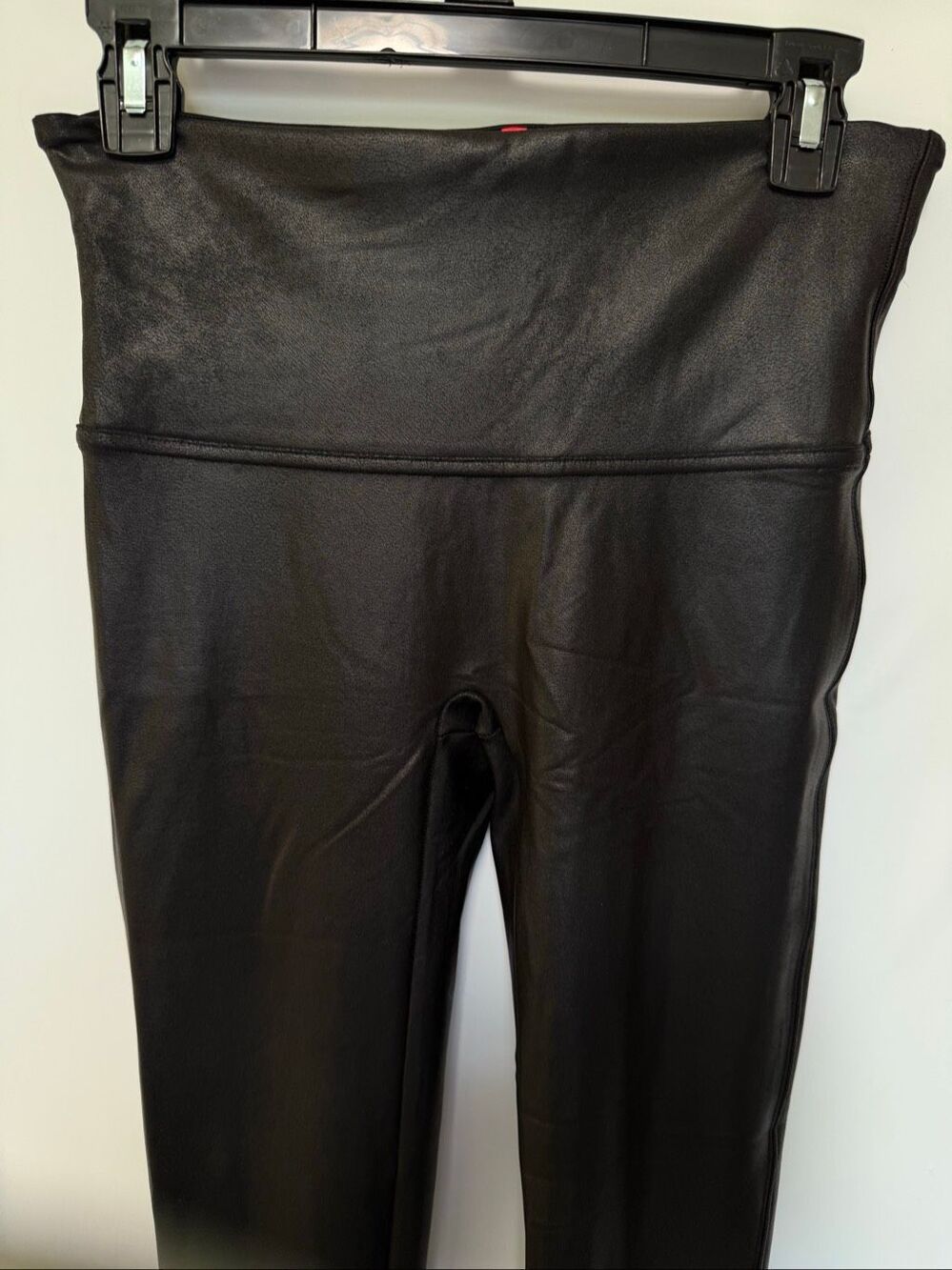 Spanx women’s faux leather legging size large NWOT
